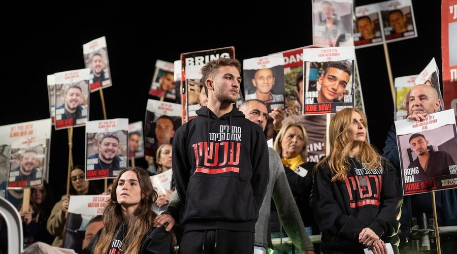 Ne piše se jim dobro: Hamas zaenkrat ne namerava izpustiti talcev (foto: Profimedia)