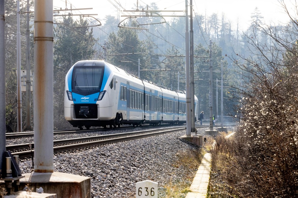 vlak Slovenske železnice