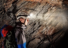 Konec dober, vse dobro: iz jame so oba mladoletnika potegnili živa, vendar ...