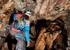 V slovenski jami rešujejo dva tujca, kaj se je zgodilo?