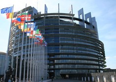 Odkritje vohunske programske opreme v Evropskem parlamentu: kaj to pomeni za varovanje informacij?