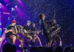 Glasbeno-božični spektakel v prestolnici: skupina Fehtarji na odru z več gosti (FOTO)
