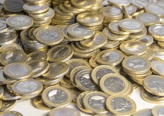 Ste vedeli, da imamo v Sloveniji kovanec za 3 evre!? Pri nas lahko z njim tudi plačujete, na tujem pa vas bodo ... (FOTO)