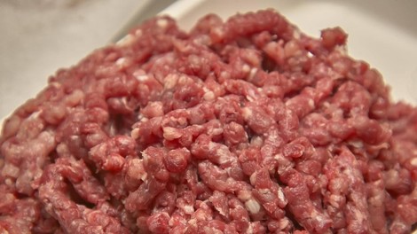 To sestavino imamo skoraj vsi doma, a le redki jo dodajo mletemu mesu: dovolj je ena čajna žlička, okus pa bo naravnost božanski