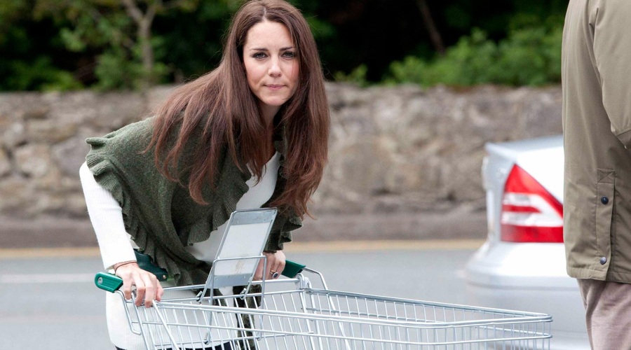 Je to mogoče? Poglejte, koliko je Kate Middleton v letu 2023 zapravila za oblačila (foto: Profimedia)
