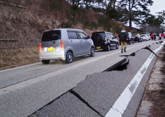 Japonska trepeta pred najhujšim: oblasti svarijo, ljudje bežijo, prizori pa so zastrašujoči (FOTO+VIDEO)