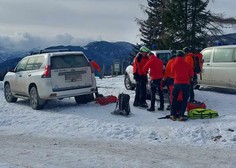 Incident v Bohinju: tri alpiniste odnesel kložasti plaz, posredovali so reševalci