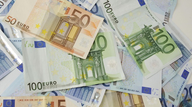 Začenja se vpisovanje obveznic za državljane (v obsegu 250 milijonov evrov) (foto: Bor Slana/Bobo)