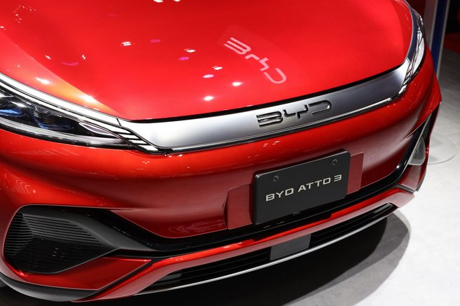 Osupljiva zgodba mame, ki je s pomočjo električnega avtomobila rešila življenje umirajočemu sinu