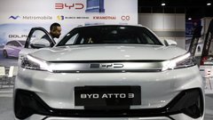 Osupljiva zgodba mame, ki je s pomočjo električnega avtomobila rešila življenje umirajočemu sinu