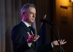 Robert Golob se je udeležil slovesnosti ob jubileju njegove najljubše radijske postaje (FOTO)