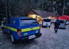 V Križni jami v soboto ostalo ujetih pet oseb