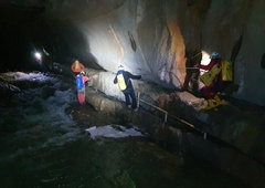 Reševanje ujete slovenske družine v Križni jami postaja vse težje: "Na mizi je več možnih scenarijev" (FOTO in VIDEO)