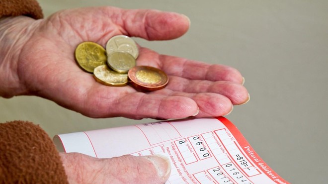 Slovenci pod pragom revščine: kako preživeti, ko plača ne pokrije življenjskih stroškov (foto: Profimedia)