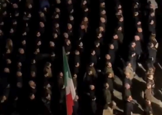 Neofašistični shod v Rimu razburja svet: gesta in vzkliki zbranih ledenijo kri (VIDEO)