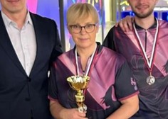 Predsednica Pirc Musarjeva je postala podprvakinja v bowlingu! (FOTO)