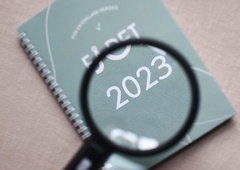 Razglasili so besedo leta 2023: kaj je najbolj zaznamovalo to leto?