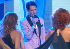 Koliko Slovencev si je ogledalo vrnitev legendarnega šova Poglej in zadeni? Odstotek gledanosti vas bo presenetil