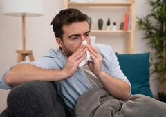 Kaj je razlog, da smo zdaj vsi bolni (pojasnjuje virolog)