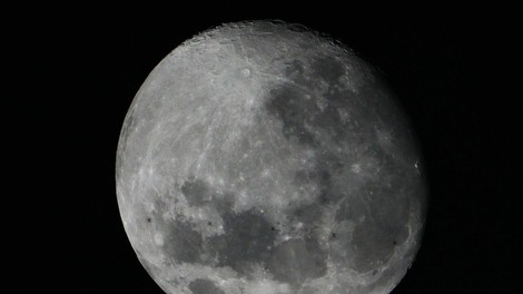 Vrnitev astronavtov na Luno preložena do leta 2026 (kaj se je zgodilo?)