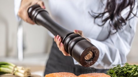 riba kuhanje začimbe sol