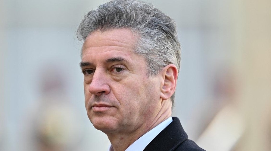 Komisija za preprečevanje korupcije začasno prekinila preiskavo zoper Roberta Goloba (foto: Profimedia)