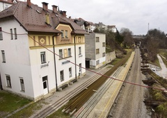 Občan na železniški postaji v Radovljici preprečil najhujše