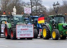 Nemški kmetje še naprej vztrajajo: zopet so zavzeli Berlin