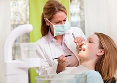 Pot do zobozdravnika še težja: med stavko prenaročajo posege