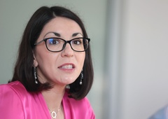 Le kaj si o nas zdaj mislijo Avstrijci? Stojmenova Duh z modro lučjo po njihovi cesti, kazni pa se strogo izogiba (a to je zgolj začetek farse)