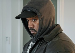 Izpulil vse zobe in jih nadomestil – s tem?! Nova poteza Kanyeja Westa je res bizarna (celo zanj)