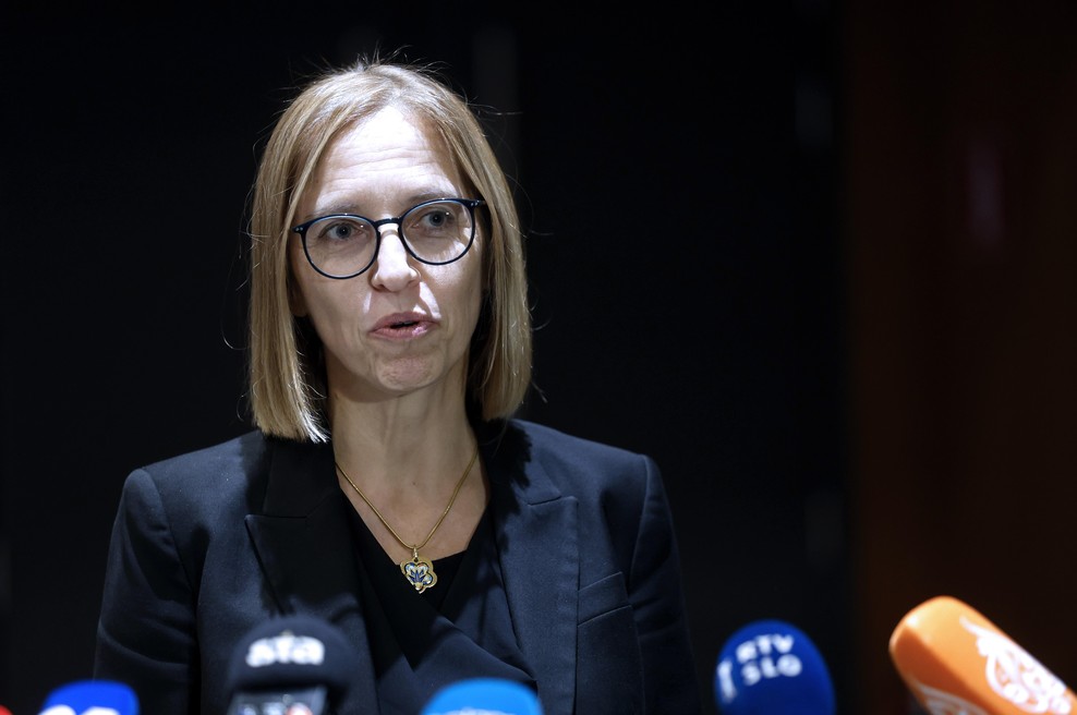 Ministrstvo za zdravje: obžalujejo, da je prišlo do zamenjave tkivnih vzorcev bolnikov (foto: Borut Živulović/Bobo)