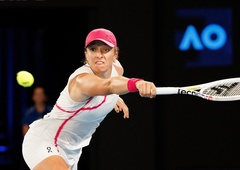 Prva igralka sveta preživela skoraj triurni triler v 2. krogu