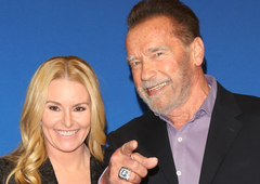 Arnold Schwarzenegger za vrtoglav znesek prodal dragoceno uro, zaradi katere so ga pridržali na nemškem letališču