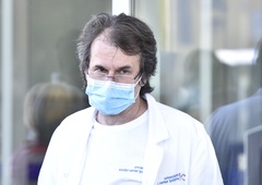 Pediatrična klinika opozarja: navaden prehlad lahko za dojenčka pomeni intenzivno nego