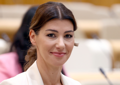 Dominika Švarc Pipan: "Če odstopim v tem trenutku, se bodo podobne zgodbe nadaljevale in nič se ne bo spremenilo"