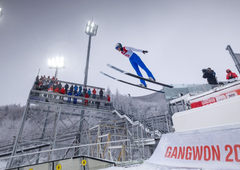 Zapomnite si ta imena, so prihodnost smučarskih skokov! Slovenija spet slavi: drugi dan, druga zlata kolajna