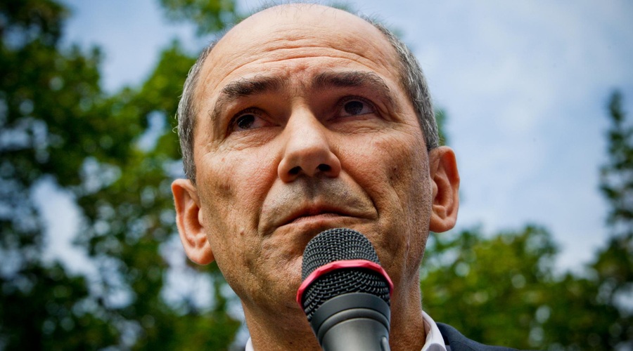 Besni Janez Janša napovedal veliki shod: poglejte, kdaj in zakaj (foto: Srdjan Zivulovic/Bobo)
