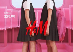 Sporni oglas znamke H&M sprožil val ogorčenja: "Kaj hudiča je to?! H&M seksualizira otroke!"