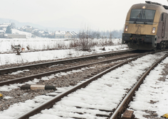 V železniški nesreči življenje izgubili dve osebi, odgovorni razkrili: "Za nesrečo je bila v celoti kriva ..."