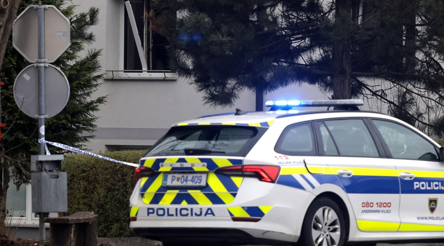 Kaj se dogaja v Ljubljani? Nove hišne preiskave, na udaru policije tokrat ... politika! (foto: Bobo)