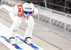 Slovenija se veseli! Nov velik uspeh smučarjev skakalcev, na svetovnem prvenstvu v poletih do kolajne