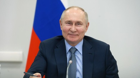 vladimir putin rusija nasmeh