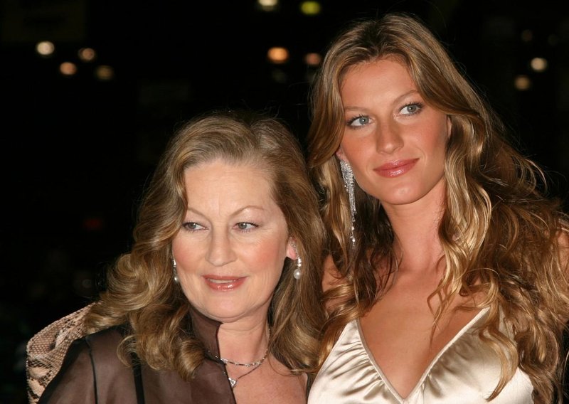 Gisele Bündchen z mamo.