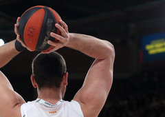 Kot strela z jasnega? Eden najboljših evropskih košarkarjev v ligi NBA se dokončno poslavlja