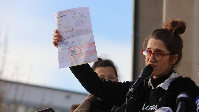 Protest za znižanje cen toplotne energije v Velenju. (foto: Bobo)