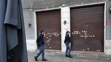 policist italija ulica