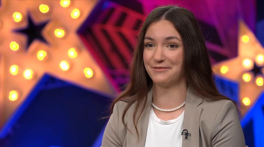 Harmonikarica Špela razkrila, kaj se z njo dogaja danes (foto: POP TV)