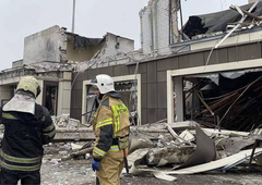 Grozljivo: napadli pekarno in ubili 28 ljudi (med mrtvimi je tudi otrok)