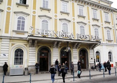 V Ljubljani začeli z rušenjem več lokalov, razlog pa ...